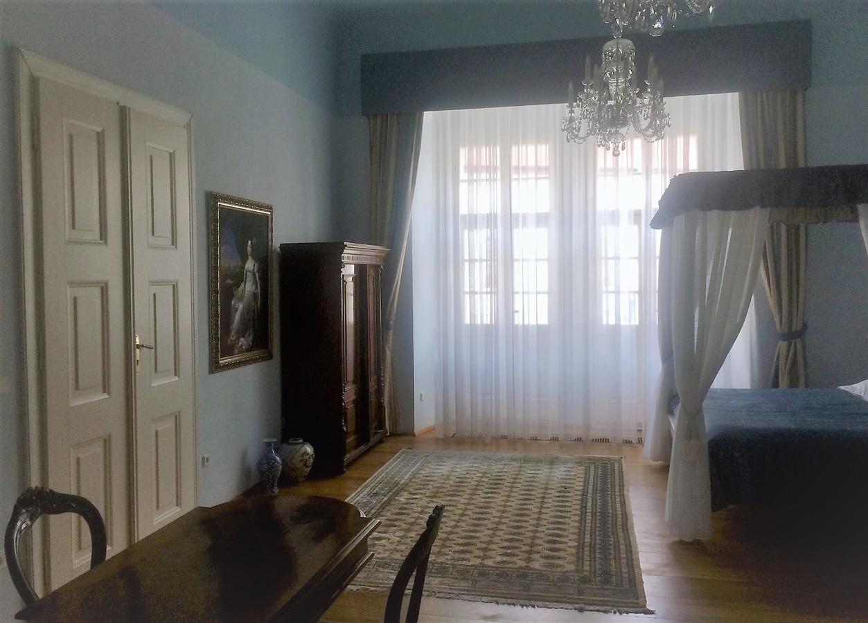 Althansky Palac Зноймо Экстерьер фото